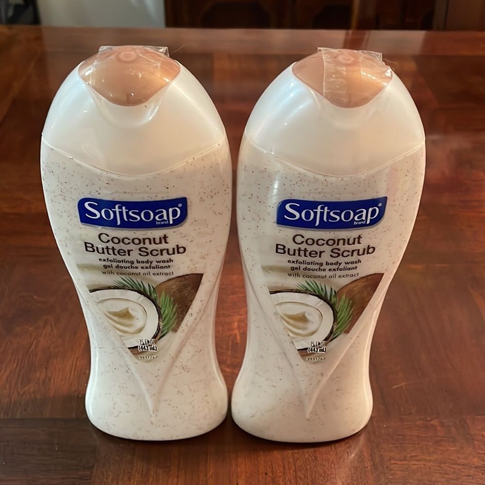 2 Bottles Softsoap Coconut Butter Body Scrub Soap